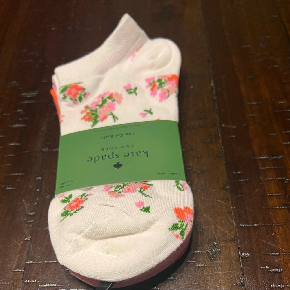 Kate Spade New York Spring Flower Colorful Floral Low Cut 3 Pair Socks